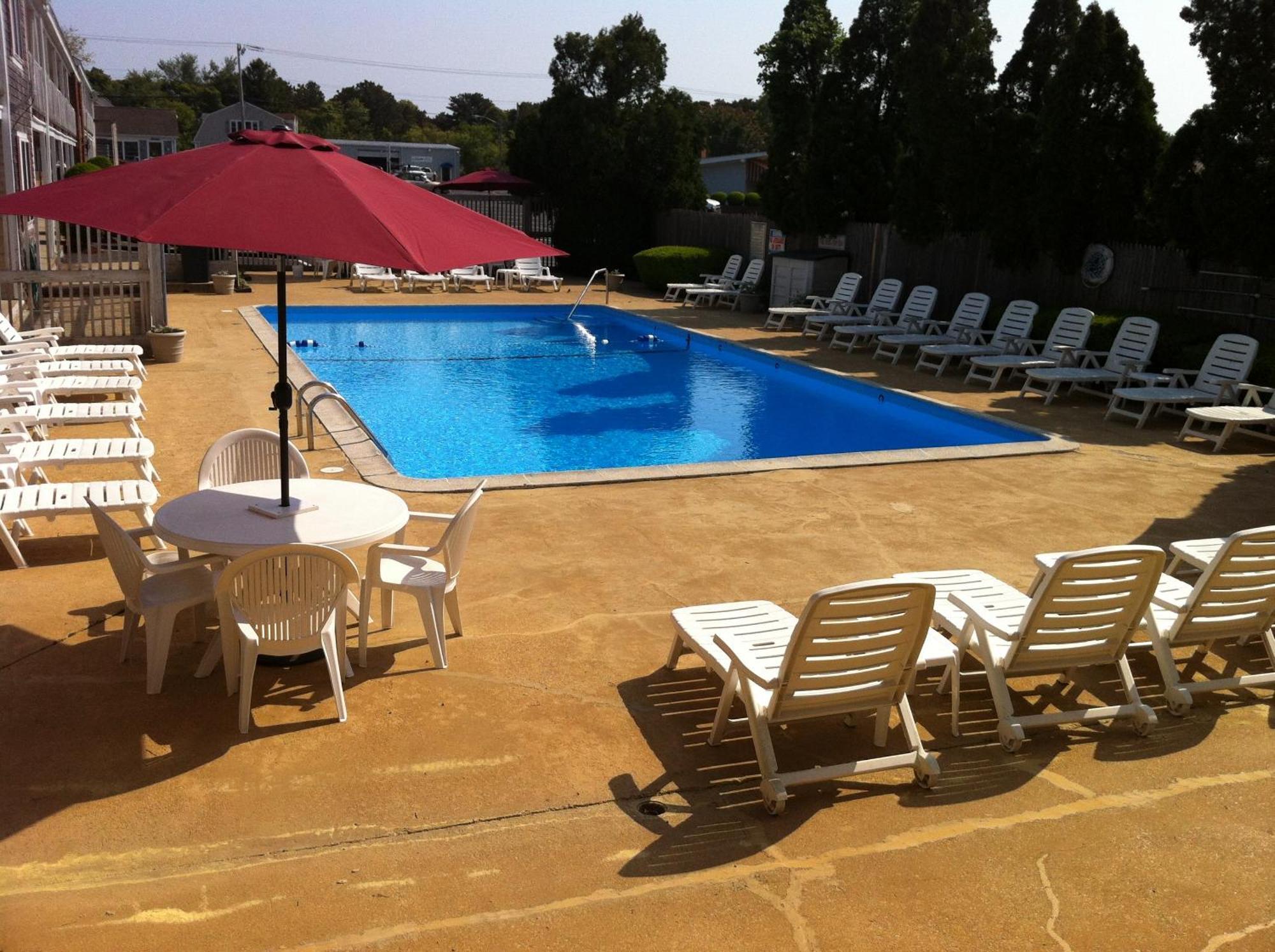 Holiday Hill Inn & Suites Dennisport Eksteriør billede