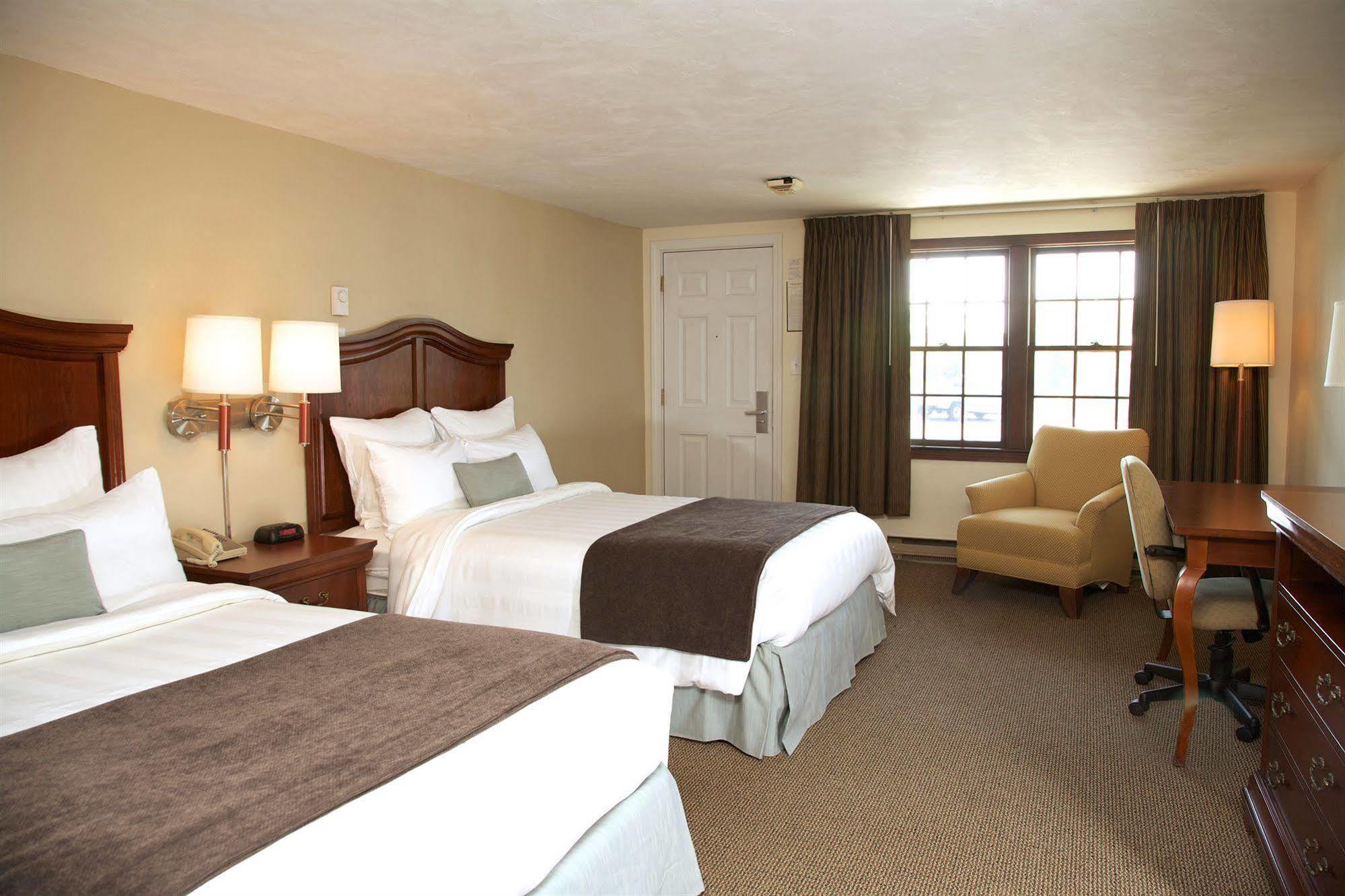Holiday Hill Inn & Suites Dennisport Eksteriør billede